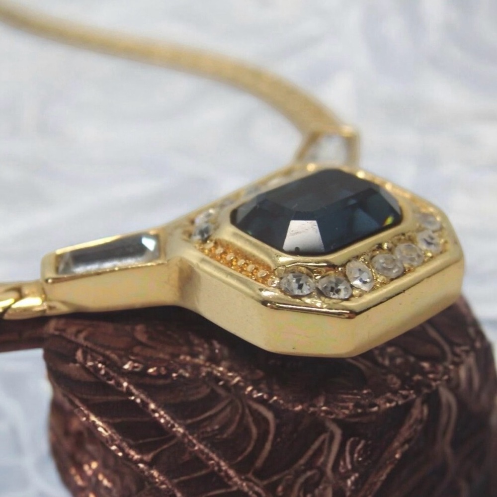 DIOR Vintage Necklace- German ✨🤩🌟 - Picture 11 of 14